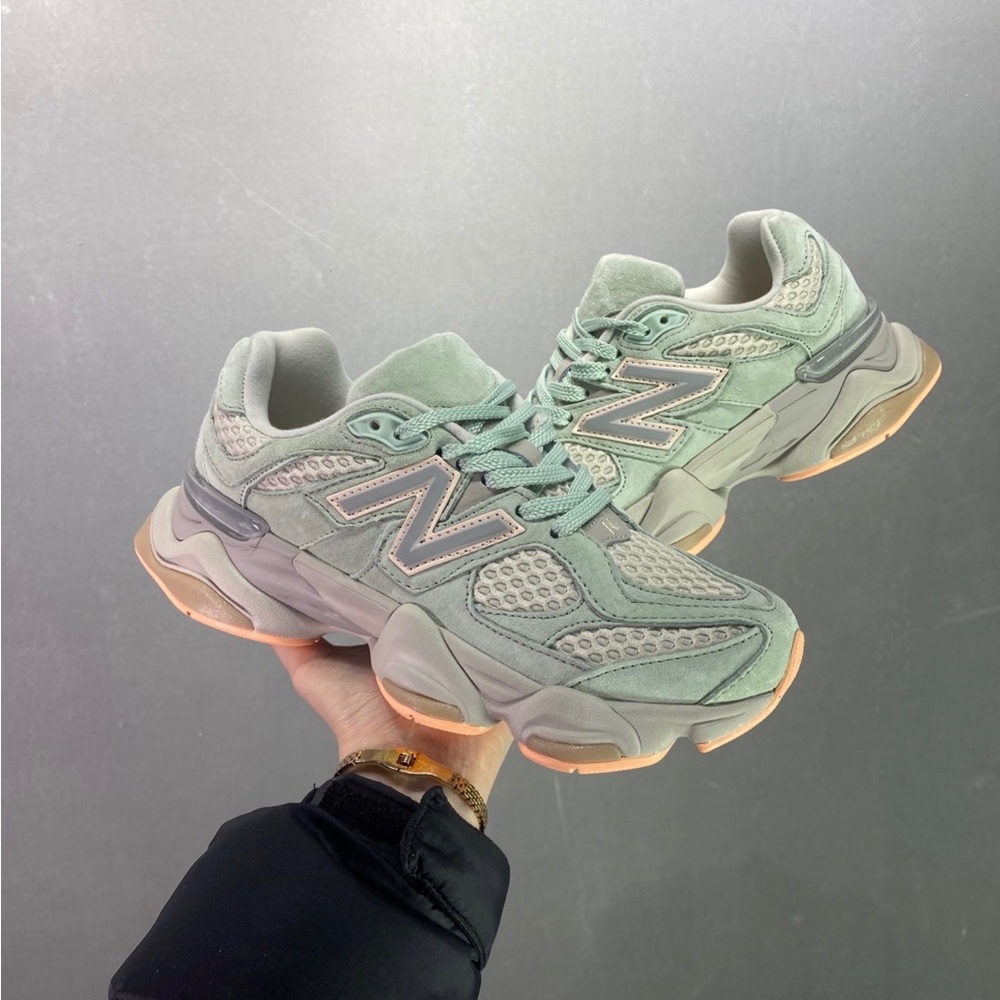 New Balance Mint Green 990-Style Chunky Sneaker
